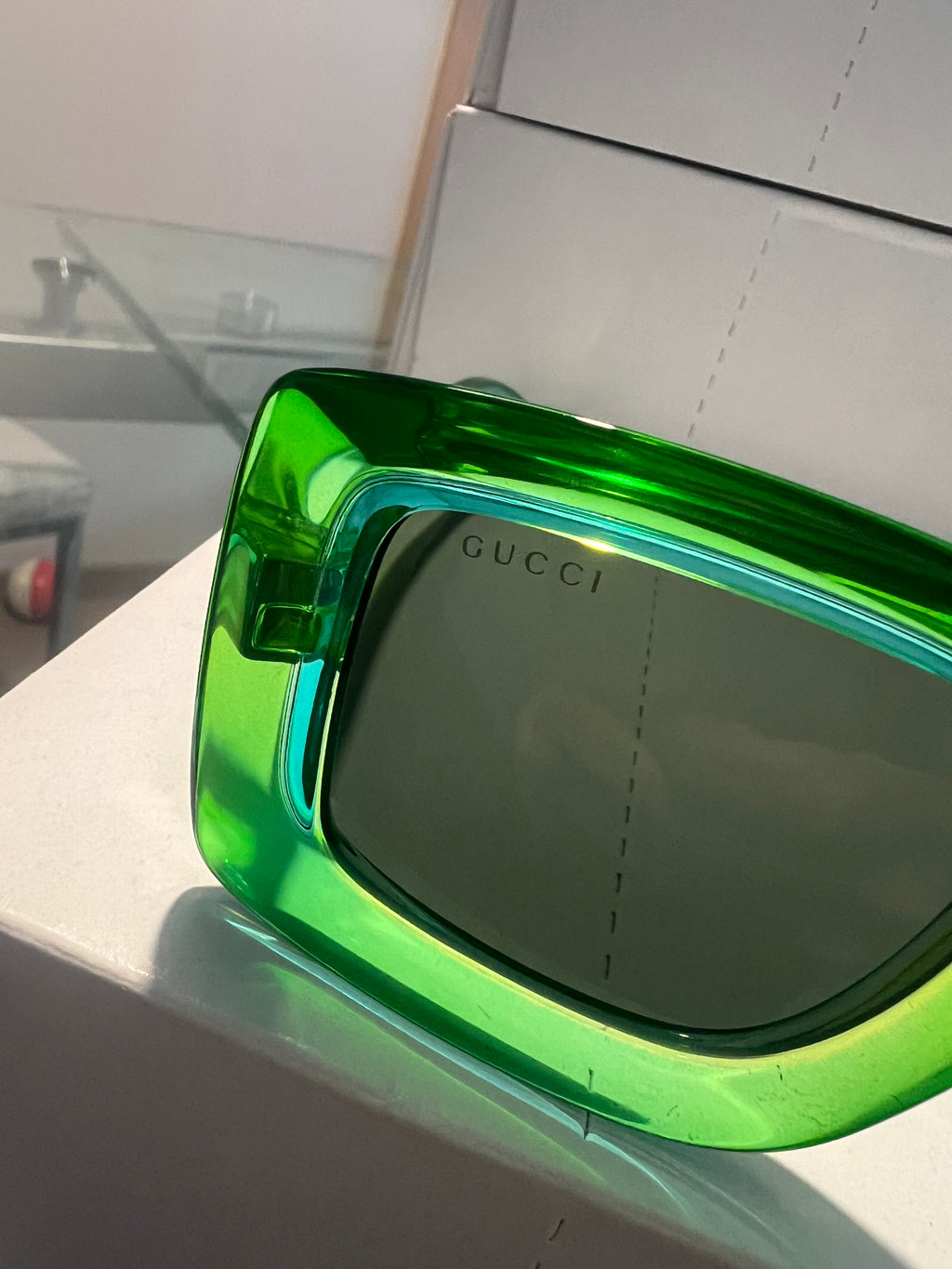 Gucci Oversize Green Crystal – Gafas de Sol Rectangulares