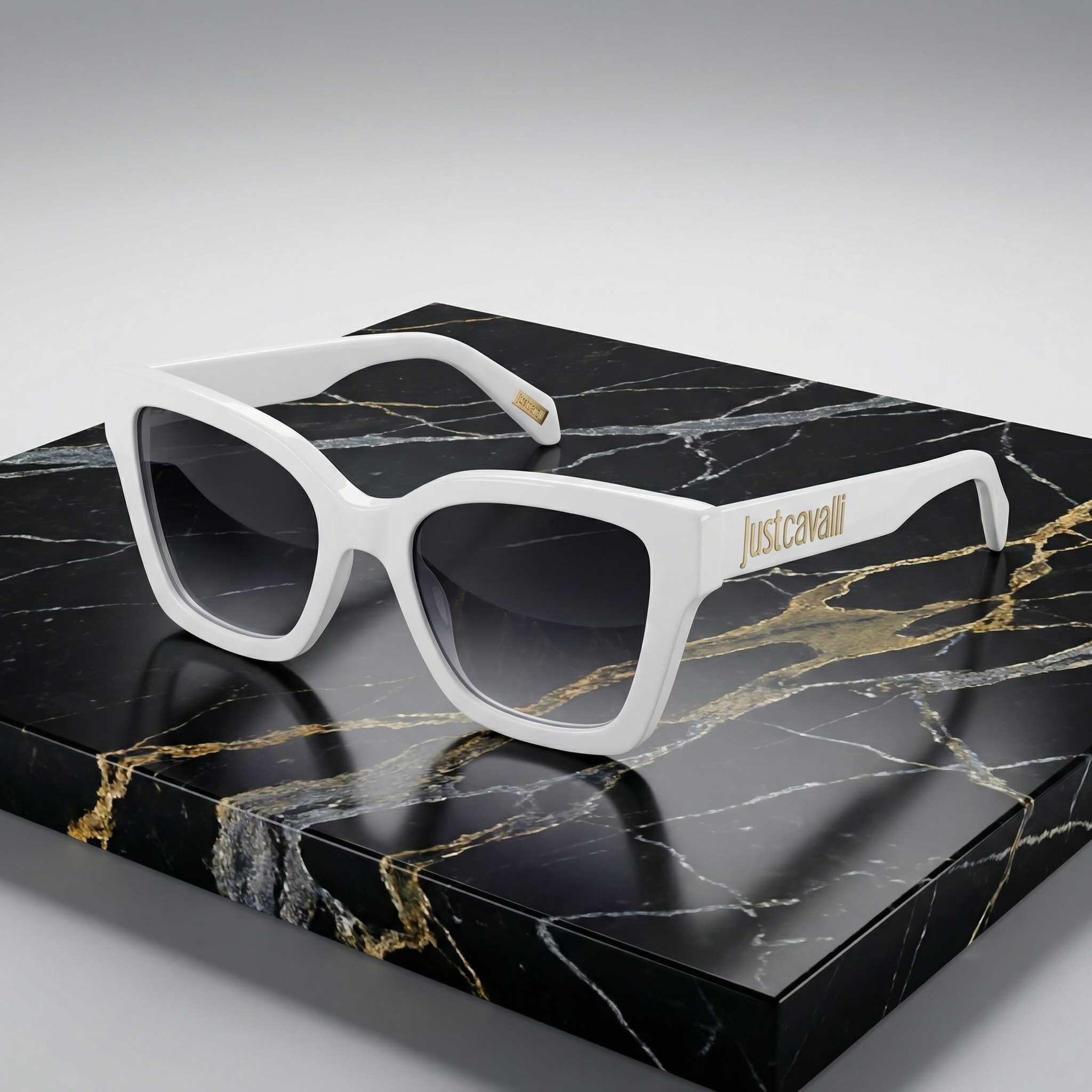 Just Cavalli Blancas Cat Eye – Lente Gris Degradada